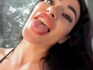 naila-777 Sex Cam Show