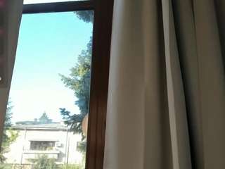 Naila live cam preview