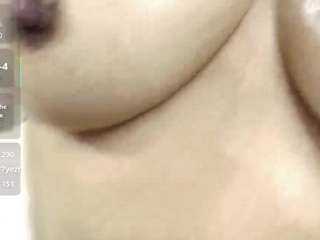 abril-71x Live Webcam on CamSoda