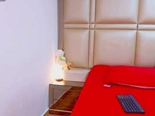 Live webcam model bella-jagger on Soda Cams