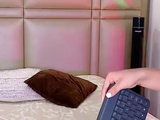 Bella-Jagger's Live Sex Cam Show