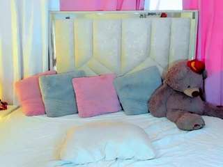 miley-777 live cam profile