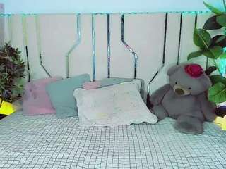 miley-777 live cam preview
