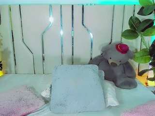 miley-777 live cam preview
