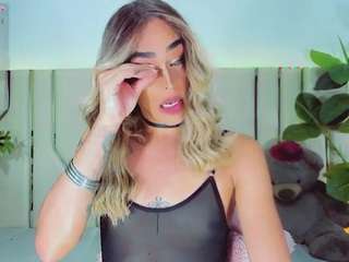 miley-777 live cam preview