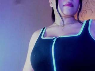 Suck my tits until they drip + your name on my body  #bigboobs #bigtits #milk #submissive [253 tokens remaining]