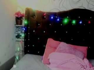 moniquehicks Live Webcam on CamSoda