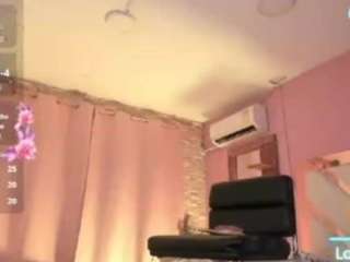 saradoll666 live webcam show