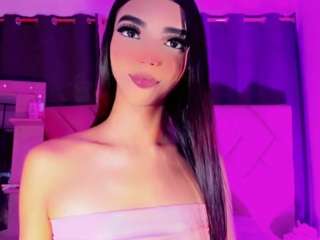 Miss Carolinne 666