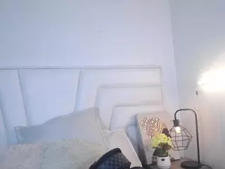 Sweetie-Fox's Live Sex Cam Show
