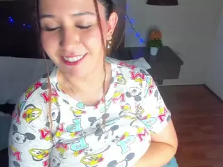 ZoeSmilee's Live Sex Cam Show