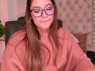 abella-ruiz Live Webcam on CamSoda