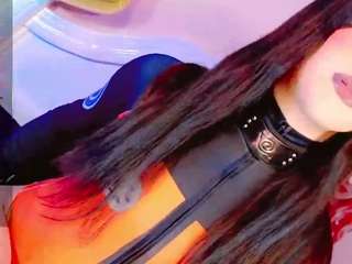camilavasquezz live cam profile