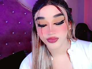 camilavasquezz live cam profile