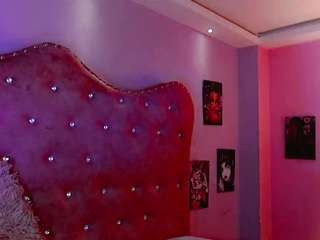 camilavasquezz's CamSoda show and profile