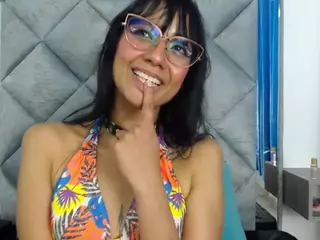 CharlotteSmithFrock's Live Sex Cam Show