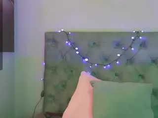 CharlotteSmithFrock's Live Sex Cam Show