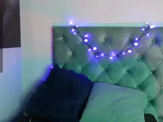 CharlotteSmithFrock's Live Sex Cam Show