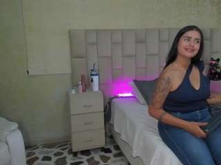 emmatorrees Webcam Model Profile