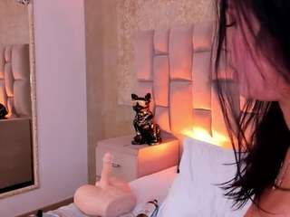  emmatorrees chat room