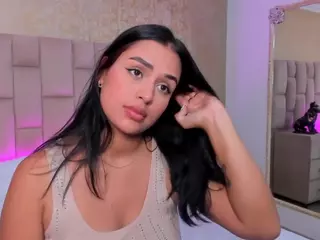 Emmatorrees's Live Sex Cam Show