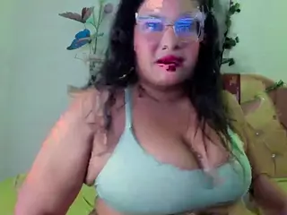 HaiileyGarnett's Live Sex Cam Show