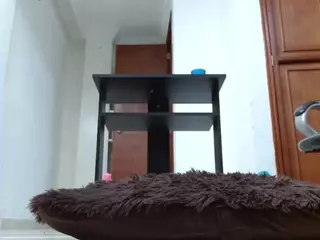 Hannasophiia28's Live Sex Cam Show