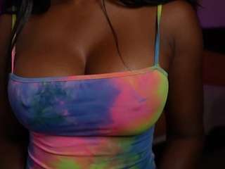ms-k Live Webcam on CamSoda