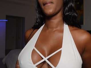 ms-k's CamSoda show and profile