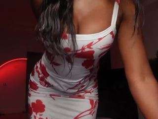 ms-k's CamSoda show and profile