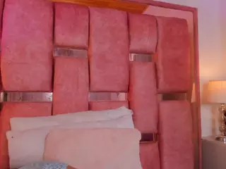 Sofy Dubros's Live Sex Cam Show