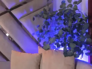 Sofy Dubros's Live Sex Cam Show