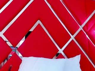 susancouper webcam model