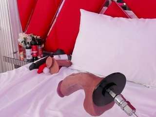 Live webcam model susancouper on Soda Cams