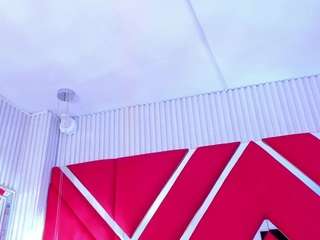 Live webcam model susancouper on Soda Cams