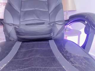 aliz-prasca camsoda Latina Cam Squirt 