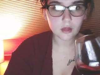 SweetTreatBabe live cam preview