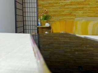 aisharouhi webcam