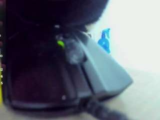 aisharouhi webcam