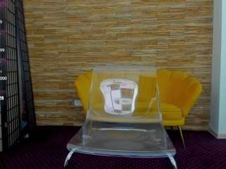 aisharouhi webcam