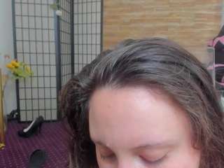 aisharouhi Live Webcam on CamSoda