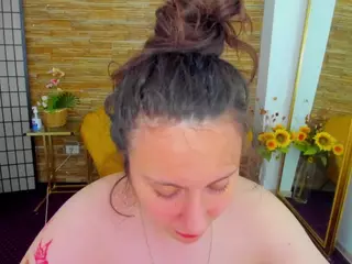 AishaRouhi's Live Sex Cam Show