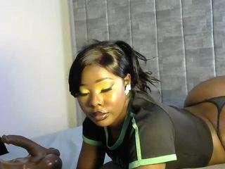  curvymelanin chat room
