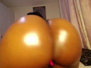 curvymelanin Live Webcam on CamSoda