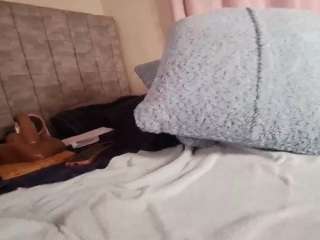 curvymelanin's live room