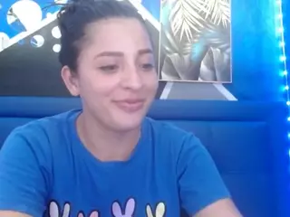 kanyss-lov3's Live Sex Cam Show