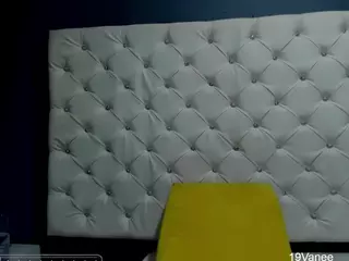 19Vanee's Live Sex Cam Show