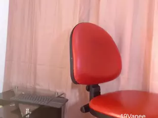 19Vanee's Live Sex Cam Show