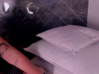 arielsexhot Live Webcam on CamSoda