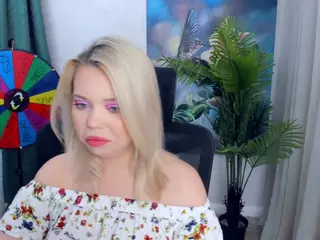 BloomingHeart's Live Sex Cam Show